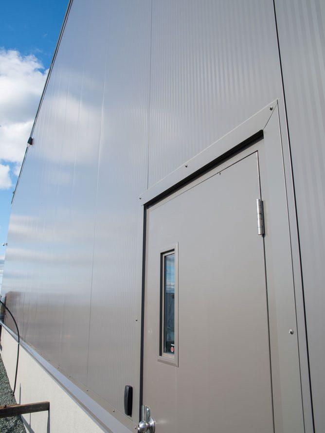 INSTALLATION DAMA Panneaux exterieurs projet Remorquages ProMax