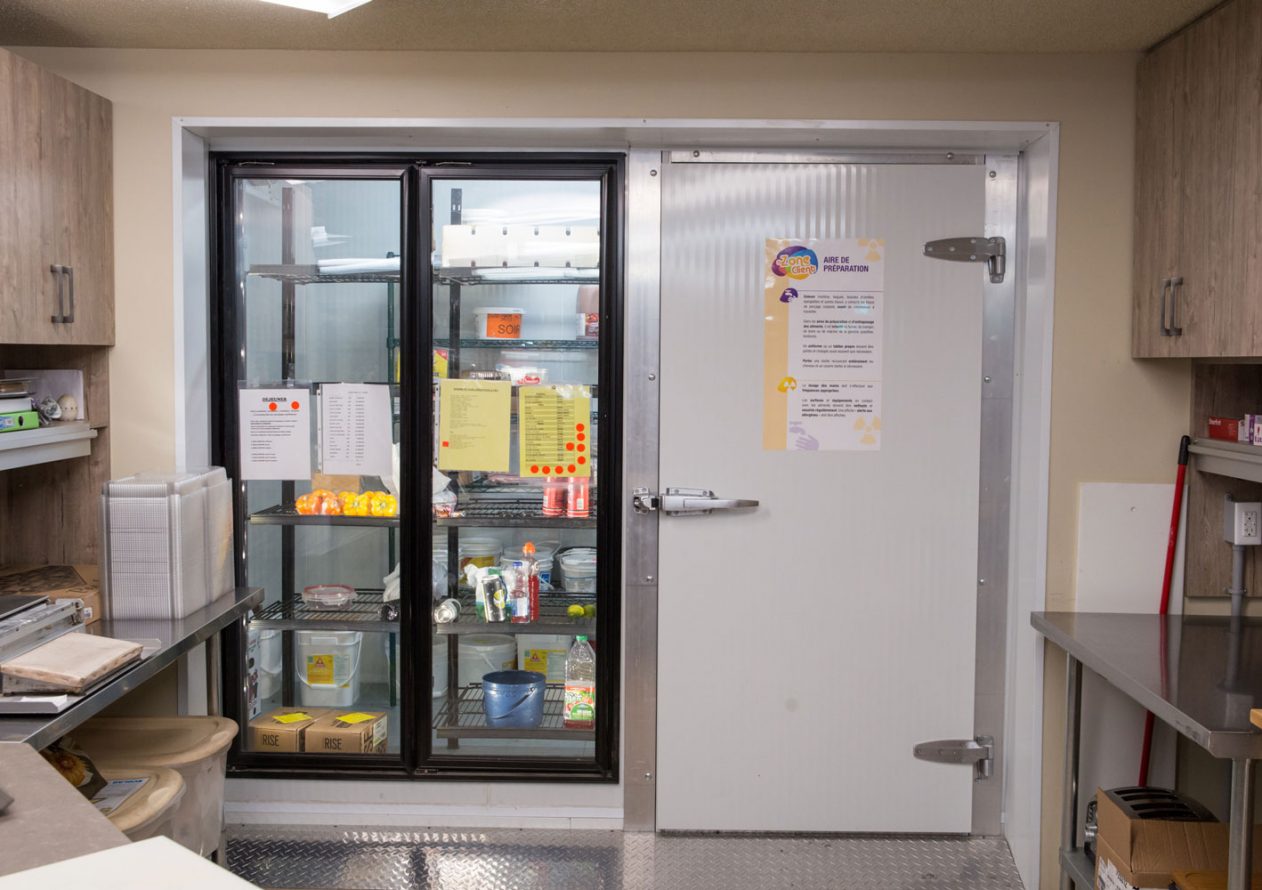 INSTALLATION DAMA Panneaux intérieurs projet station wickham